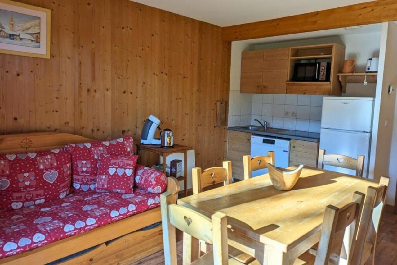 Chalet Moeki Acces Piscine Sauna Les Déserts المظهر الخارجي الصورة